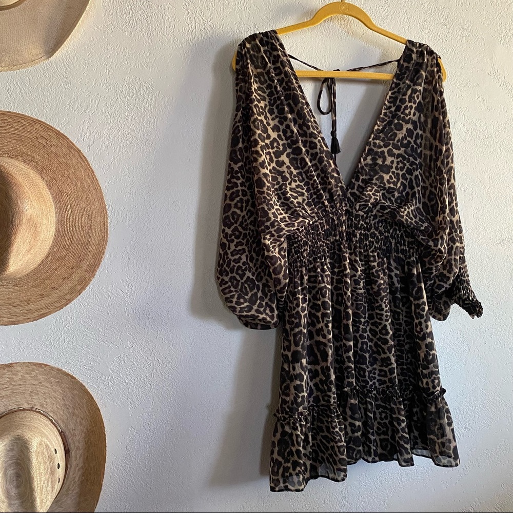 Cold Shoulder Mini Dress✨
LOVESTITCH